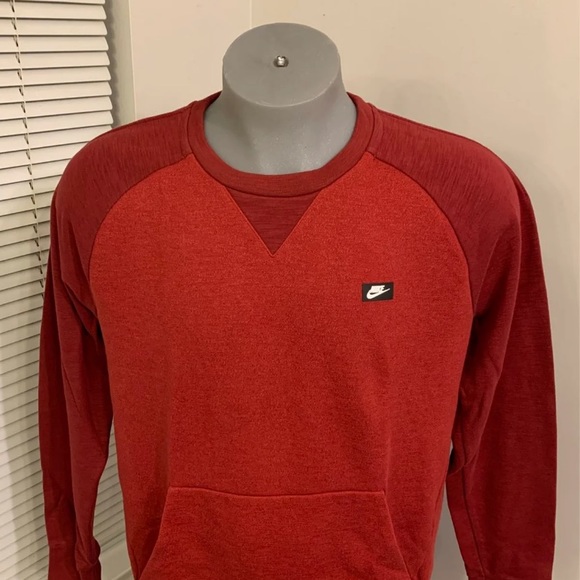 Nike Sweatshirt - Picture 2 of 5